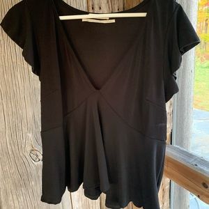 💥URBAN OUTFITTERS 💥adorable black comfy blouse